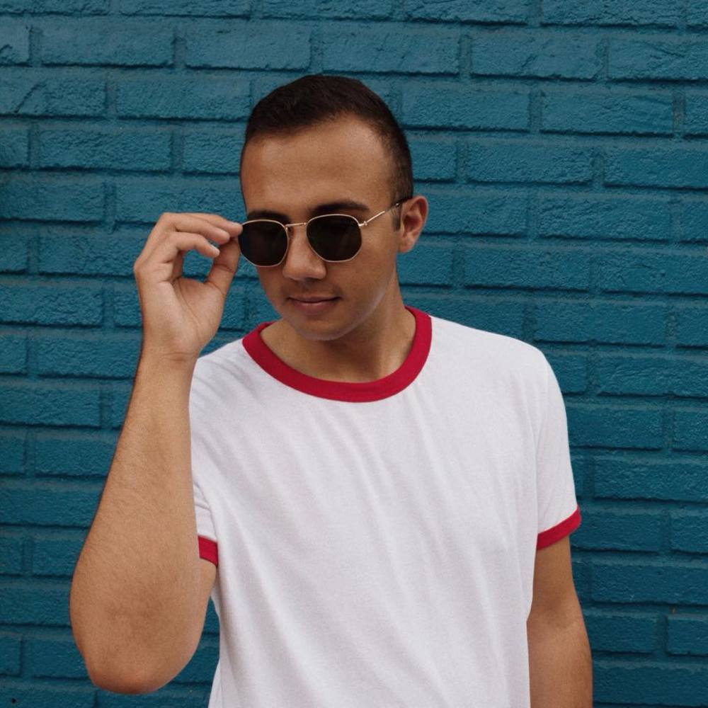 Meet your Posher, Brandon